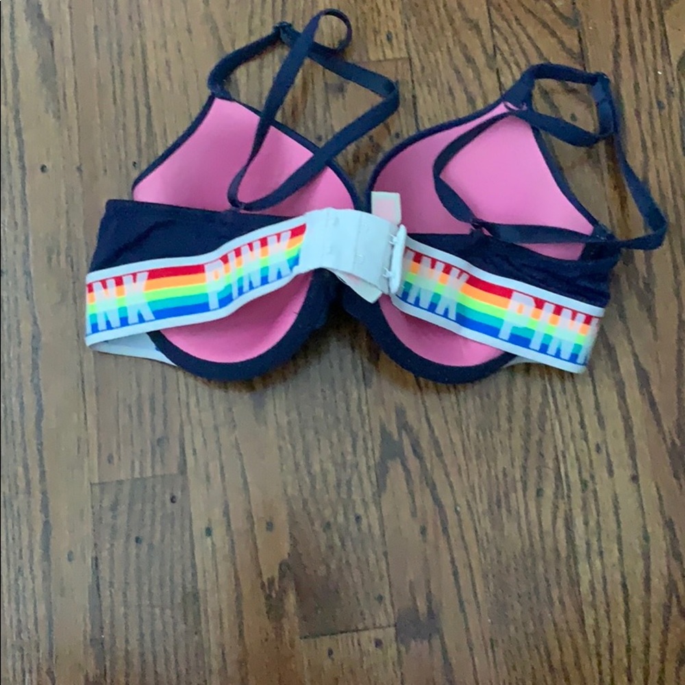 Pink bra - Picture 2 of 3
